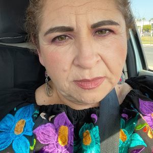 Meet your Posher, Maria